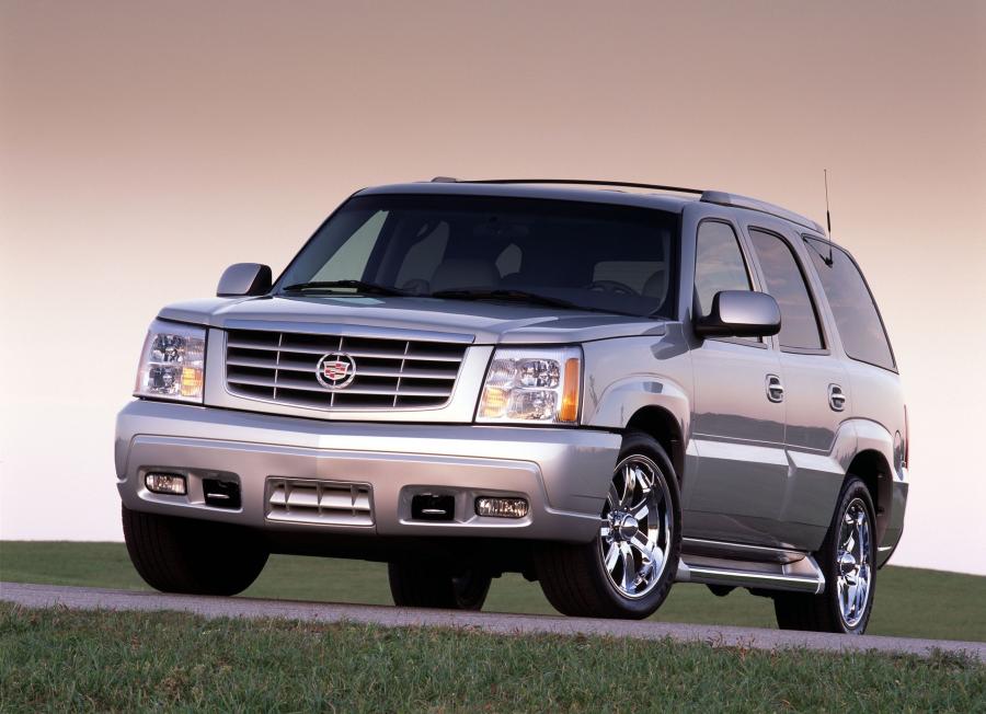  Cadillac Escalade 2002 года  (фото 14 из 47)